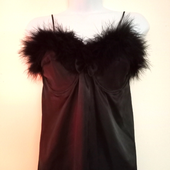 NWT🎁FREE GIFT INCLUDED 🎁 Feathers w/Buttons Sexy Satin Lingerie w/ Bra - Picture 7 of 15